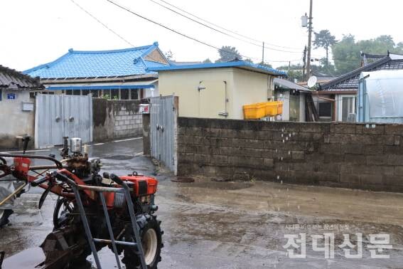 함평군 해보면 김정순 할머니 집 앞 풍경.