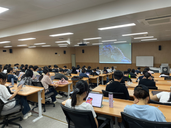 지난달 26일 의과대 학생들이 수업을 듣고 있다. 신지웅 의과대 학생회장 제공.